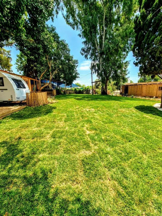 Hotel Glamping Beit Yanai Exterior foto