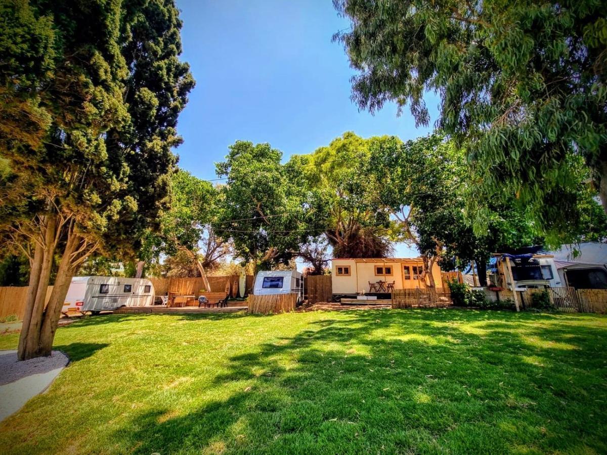 Hotel Glamping Beit Yanai Exterior foto
